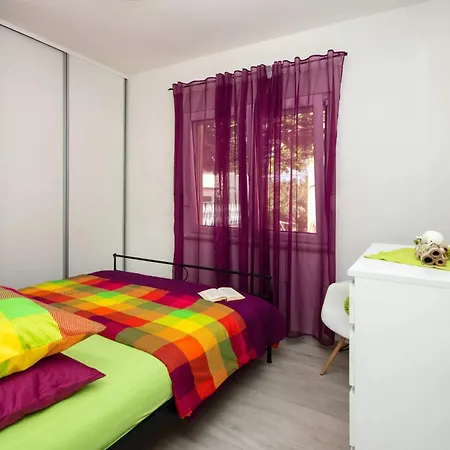 Appartement Modern In - 70 M² - Parking Included Trogir