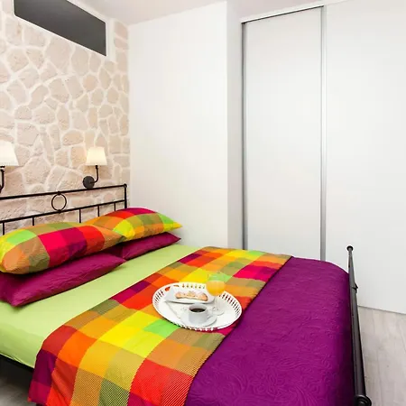 Appartement Modern In - 70 M² - Parking Included