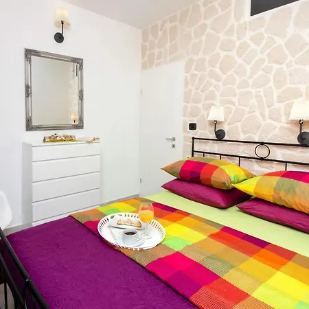 Appartement Modern In - 70 M² - Parking Included Trogir