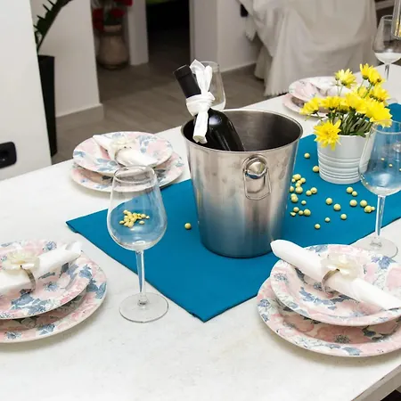Modern In - 70 M² - Parking Included Appartement *
