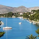 Daire Modern In - 70 M² - Parking Included Trogir