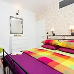 Modern In - 70 M² - Parking Included Daire *