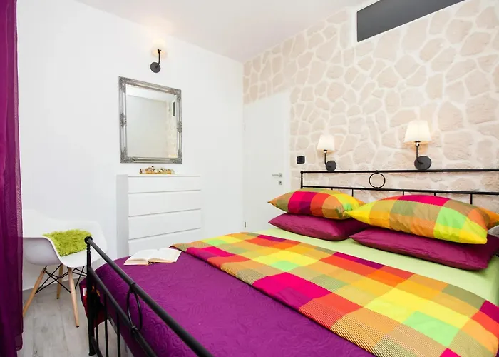 Modern In - 70 M² - Parking Included Apartman *